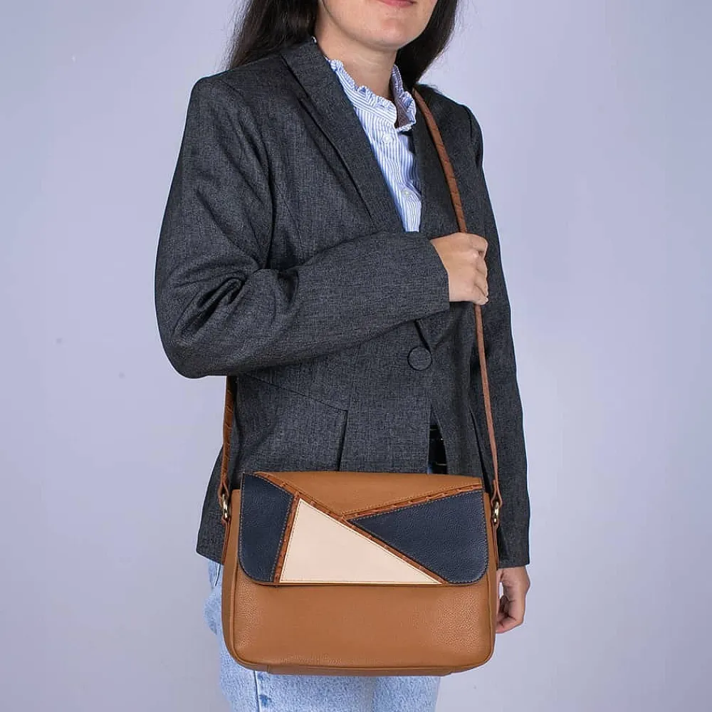 Sale Sac Bandoulière en Cuir Ancrée Dans la Marine Sacs | Sacs Portés Travers